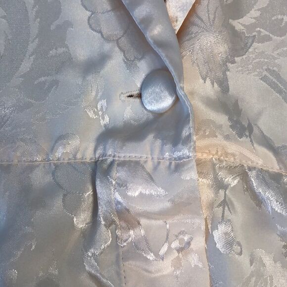 Victoria’s Secret Ivory Satin Sleep Shirt - Picture 3 of 6